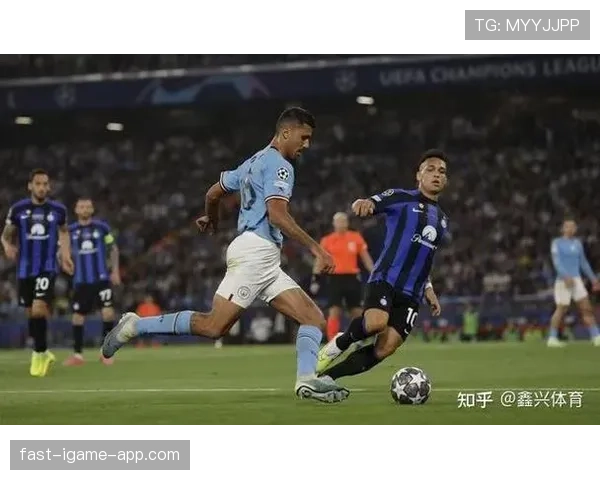 莱万多夫斯基本赛季进攻端表现稳健解析