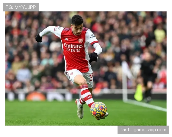 尼科·威廉斯 vs 马丁内利：爆点边锋的进攻效率对比