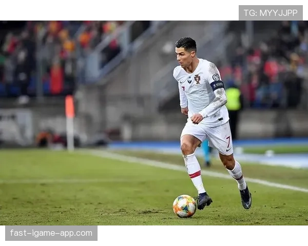 格兰特·希尔无球跑动效率提升显著 助力球队攻防转换加速